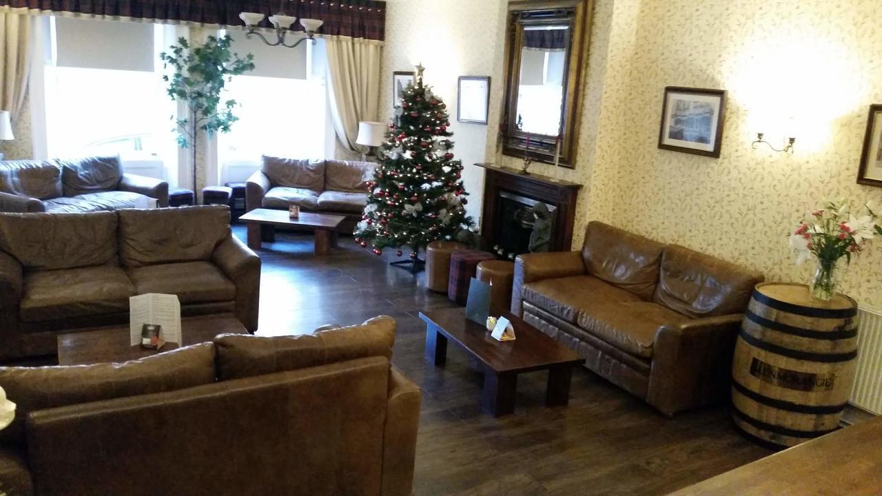 The Royal Hotel Tain Luaran gambar