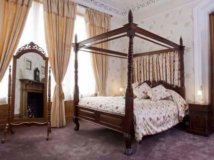 The Royal Hotel Tain Luaran gambar